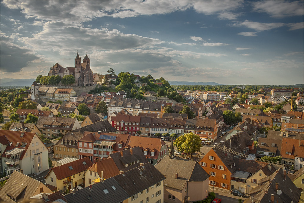 CRUCEROS RHIN BREISACH BREISACH-AM-RHEIM CRUCEROS FLUVIALES RHIN RHINE RIVER CRUISES CRUCEROS POR EL RHIN BREISACH #Breisach #CrucerosRhin #RhineCruises
